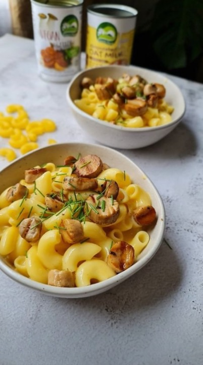 Mac n Cheese with Vegan Scallops