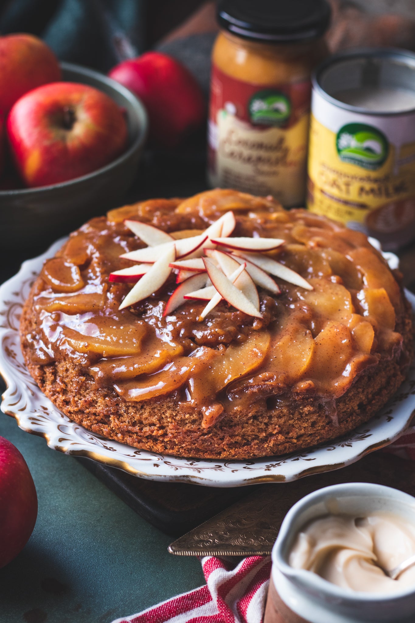 Vegan Caramel Apple Upside Down Cake